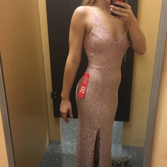 Beautiful long dress - Picture 1 of 3